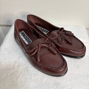 Connie Sport Women's burgundy Leather Tassel Slip On Casual Loafer Shoes size 8